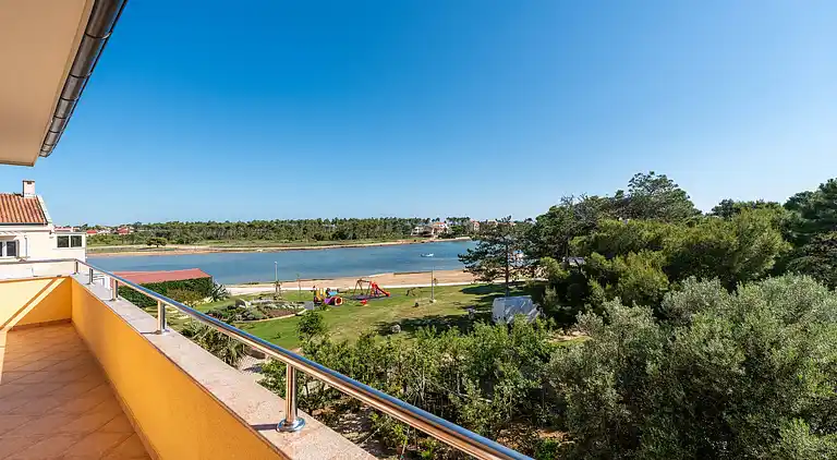 Two bedroom apartment near beach Privlaka (Zadar) (A-666-b)