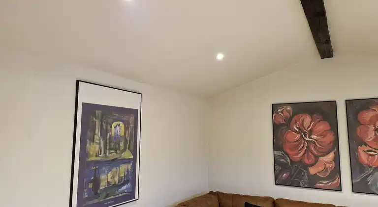 Ruhige Gegend, 1,5 km zum Strand.