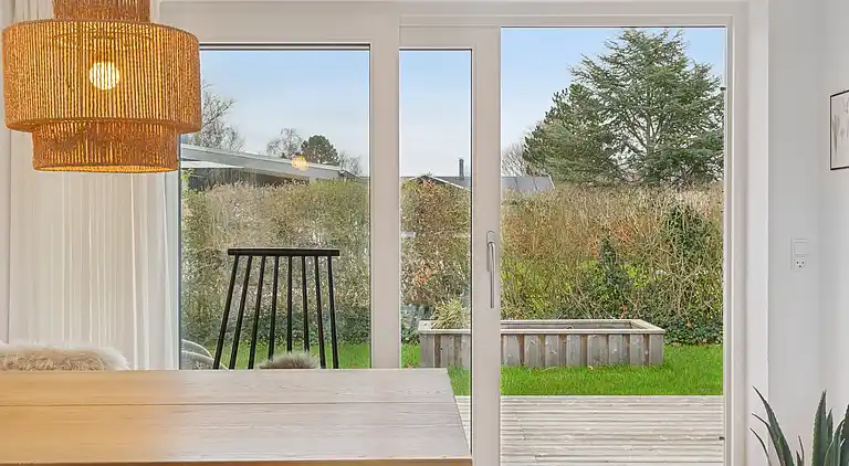 Naturskønt sommerhus med plads til hele familien