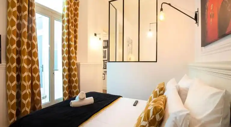 Apartment in Downtown