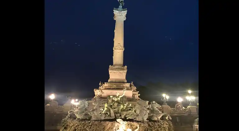 Apartment in Downtown