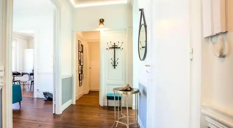 Apartment in Downtown