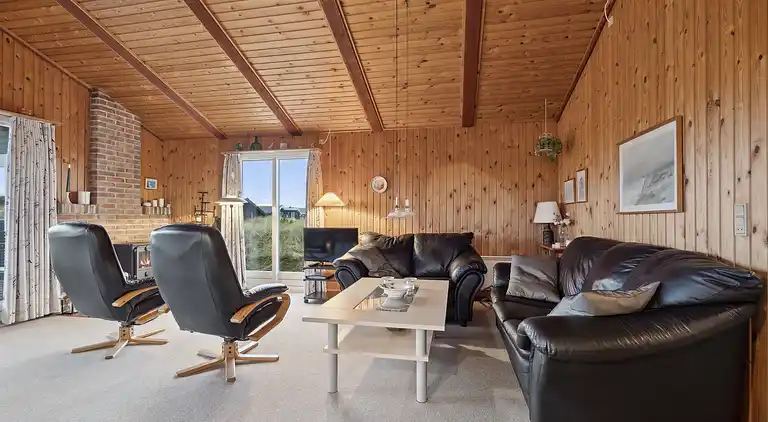 Oasi vicino a dune, spiaggia e attività