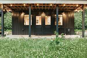 Ensuite 08 - A Newly Remodeled Studio - A Perfect Romantic