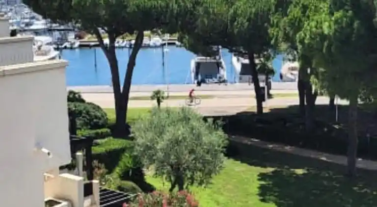 Apartment in Port Camargue