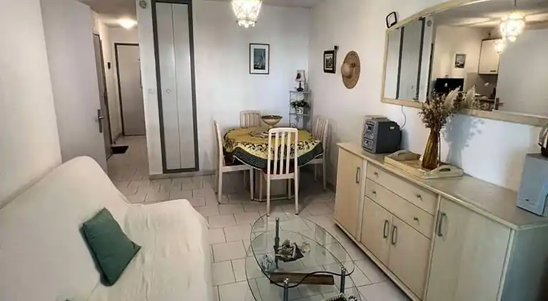 Apartment in Six-Fours-les-Plages