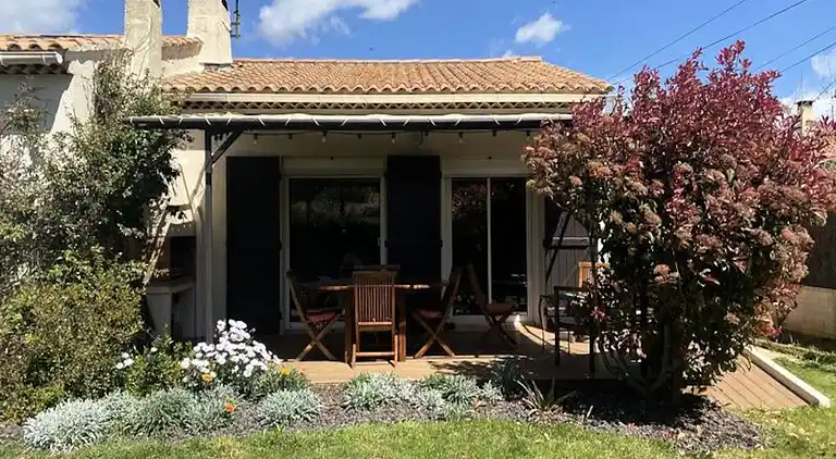 Apartment in Six-Fours-les-Plages