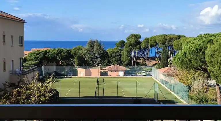 Apartment in Six-Fours-les-Plages