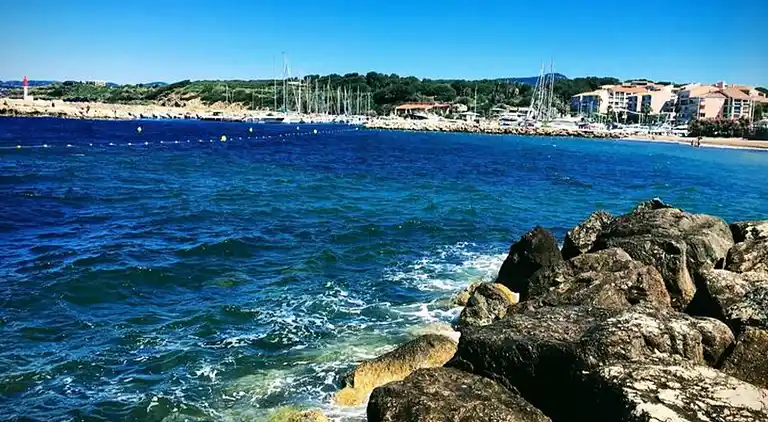 Apartment in Six-Fours-les-Plages