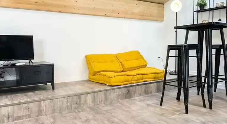 Apartment in Downtown