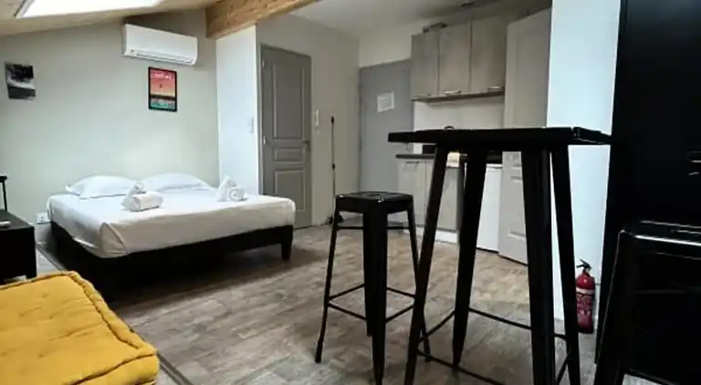 Apartment in Downtown