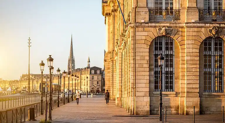 Apartment in Downtown