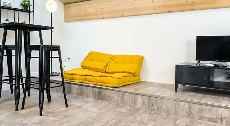 Apartment in Downtown