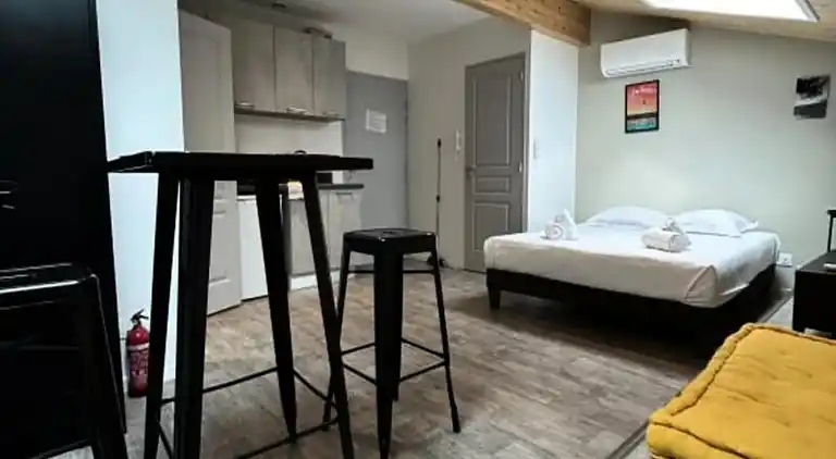 Apartment in Downtown