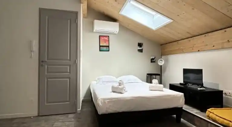 Apartment in Downtown