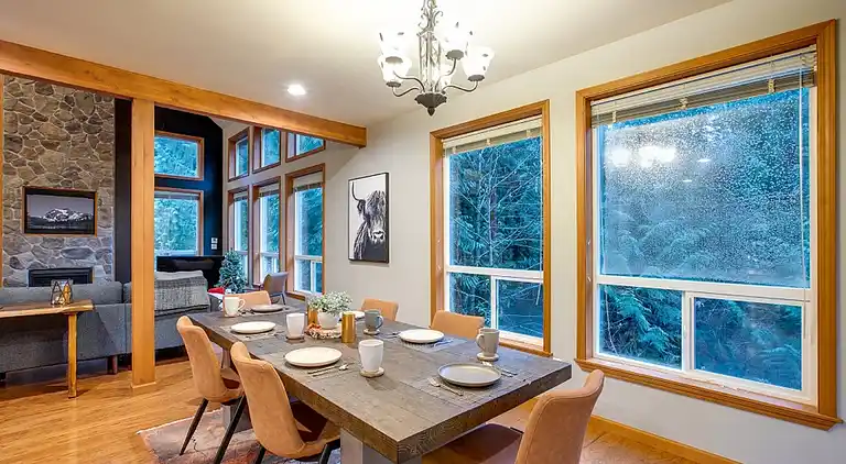 Glacier Springs Cabin – Ein elegantes Landhaus
