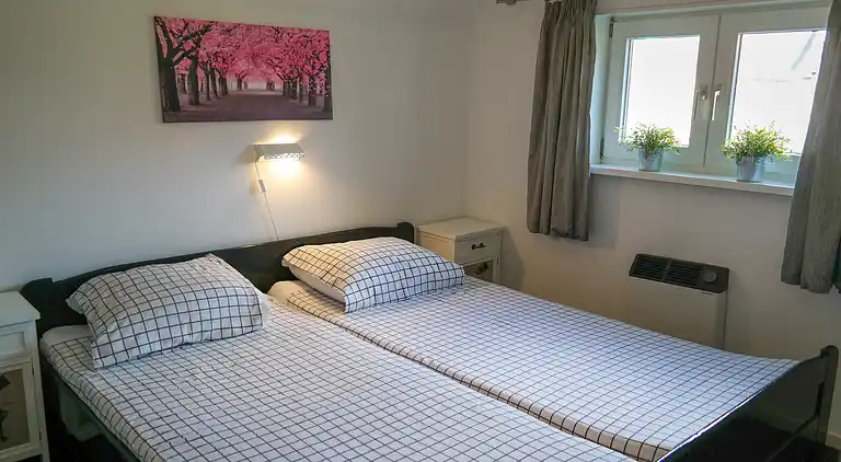 Maison de vacances moderne dans un canal typiquement