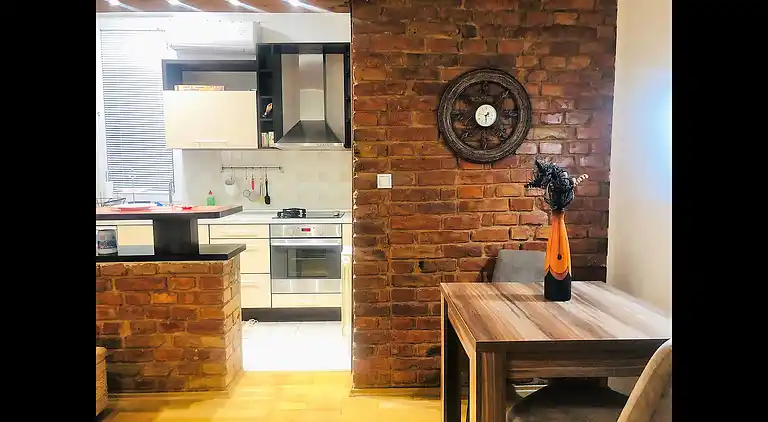 Gemütliches Apartment mit einem Schlafzimmer im Zentrum von