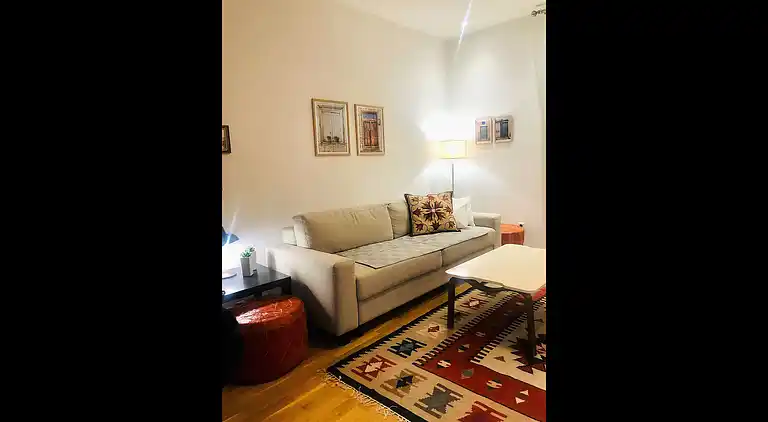 Gemütliches Apartment mit einem Schlafzimmer im Zentrum von