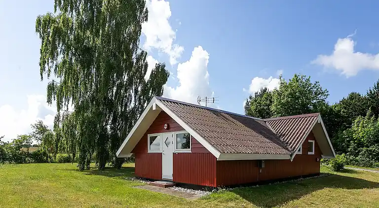Skønt sommerhus i bynært område