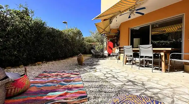 Apartment in Le Port