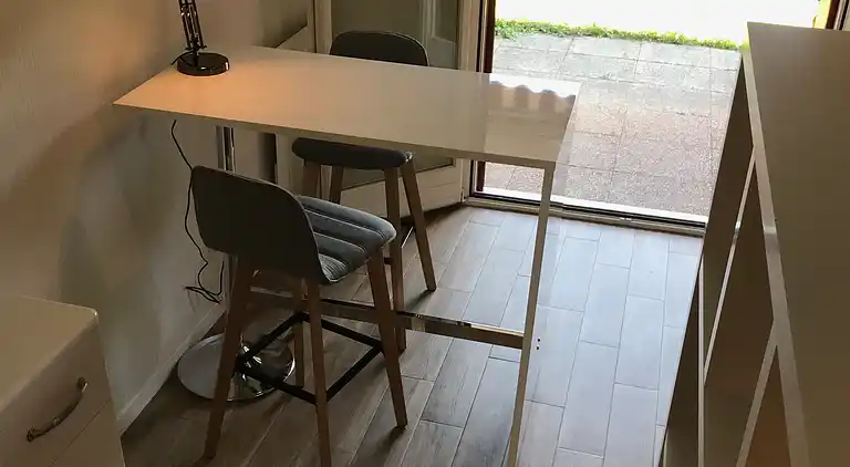 Großes Studio in der Nähe des Zentrums von Epfl und Lausanne