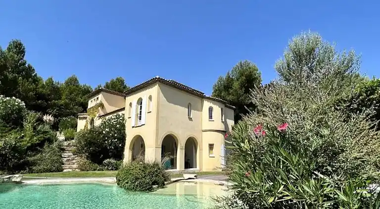 Apartment in Mallemort