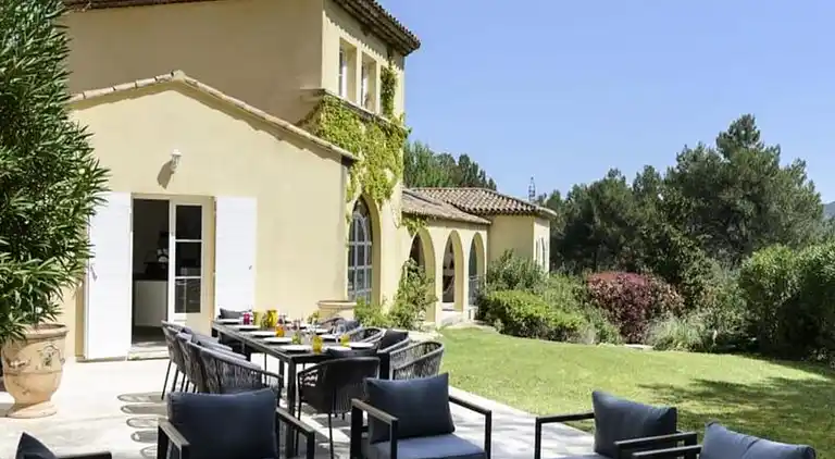 Apartment in Mallemort