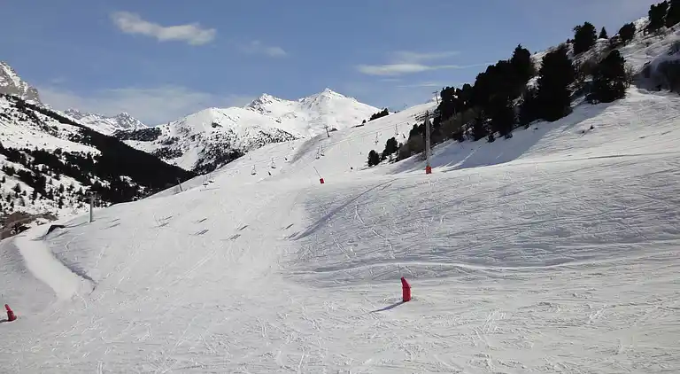 Apartment in Les Allues