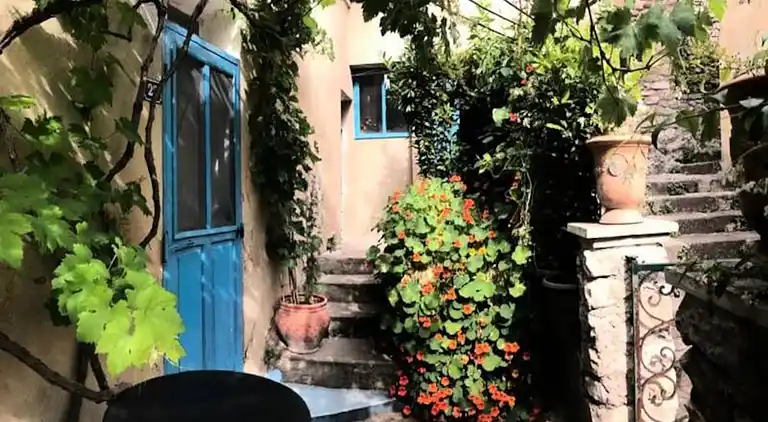 Apartment in Saumane-de-Vaucluse