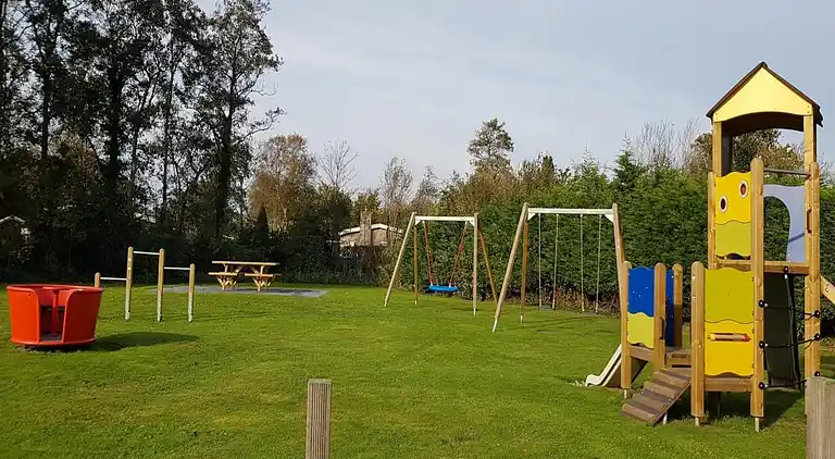 Holiday home in Sint Maartensvlotbrug