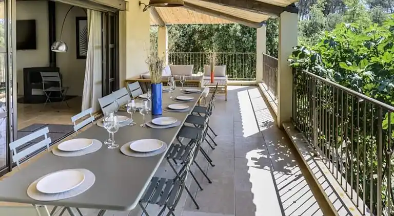 Apartment in Cadenet