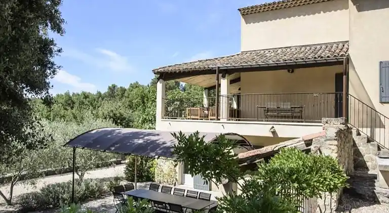 Apartment in Cadenet