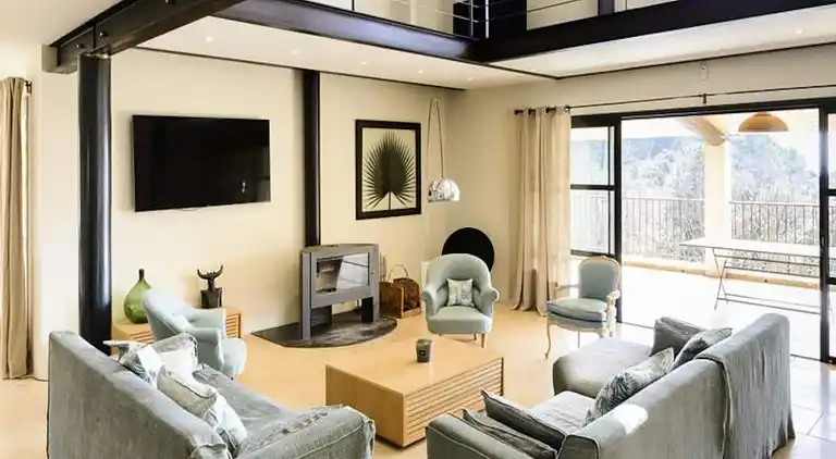 Apartment in Cadenet