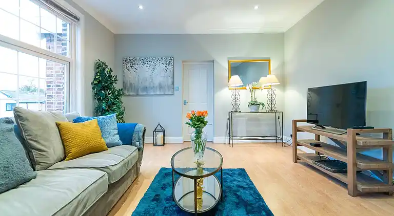 Modern Living 2 Bedroom Apartment South Wilmslow
