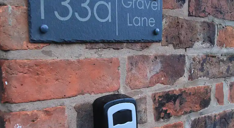 Modern Living 2 Bedroom Apartment South Wilmslow