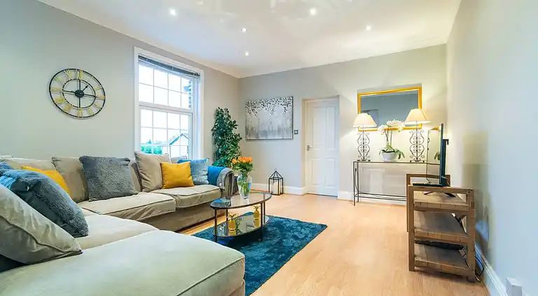 Modern Living 2 Bedroom Apartment South Wilmslow