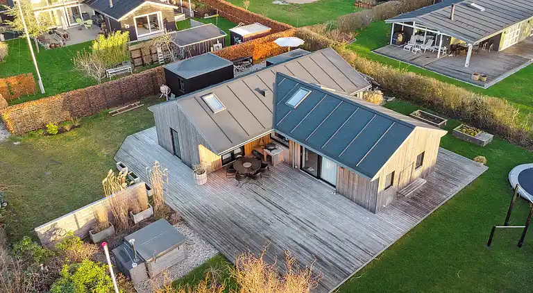 Naturskønt sommerhus med plads til hele familien