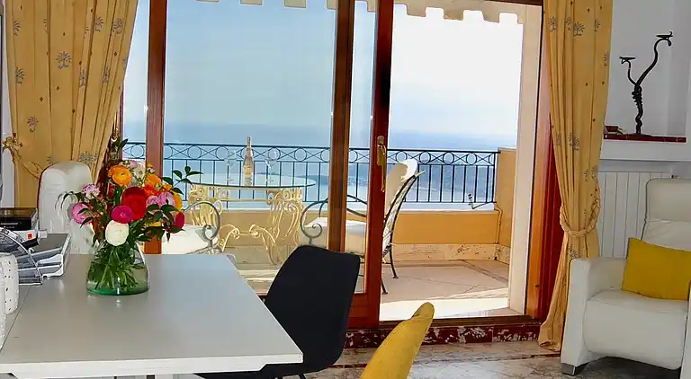 Stunning Penthouse with panoramic views of Eze Village and