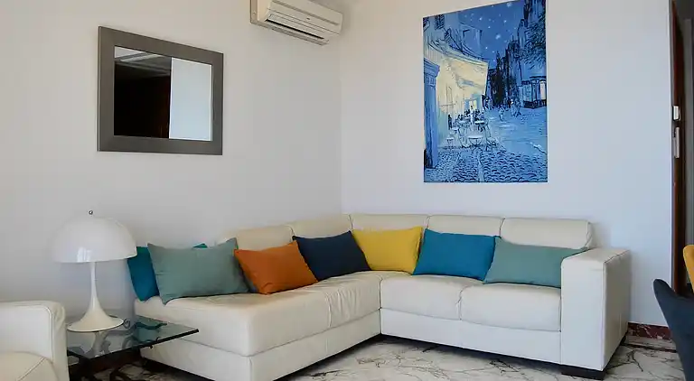 Stunning Penthouse with panoramic views of Eze Village and