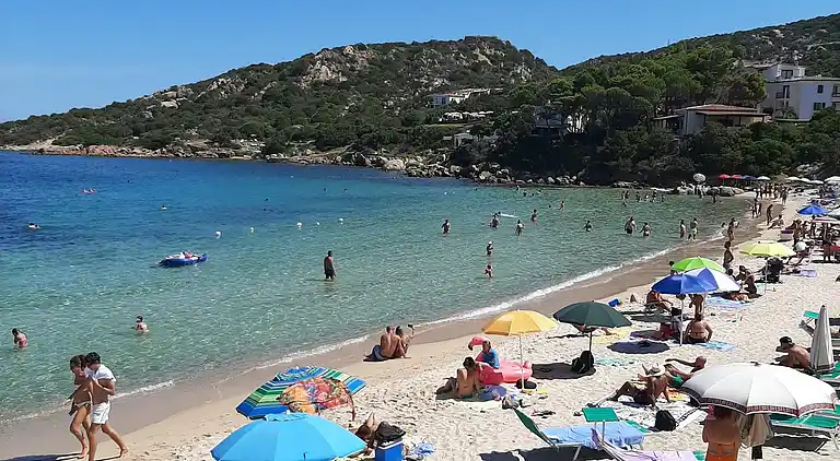 Strandwohnung Baja Sardinia - Vermietet vom 8. August 2026