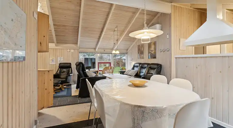 Hyggeligt sommerhus ved Hals