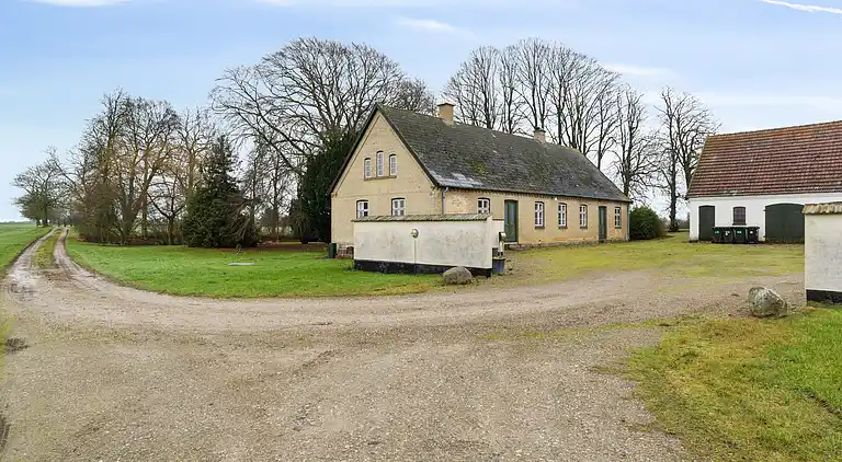 Hyggelig landejendom med gode fiskemuligheder