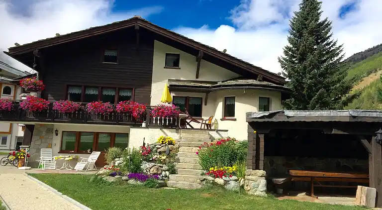 Apartment in Saas-Grund