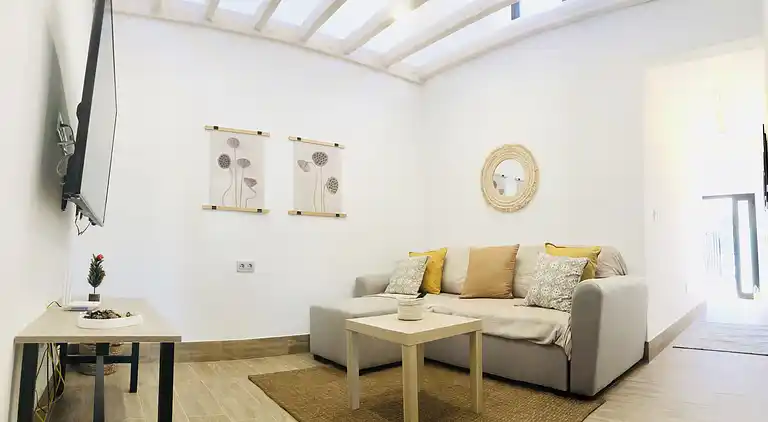 Apartment Alegria in the stunning Village of Mozaga,