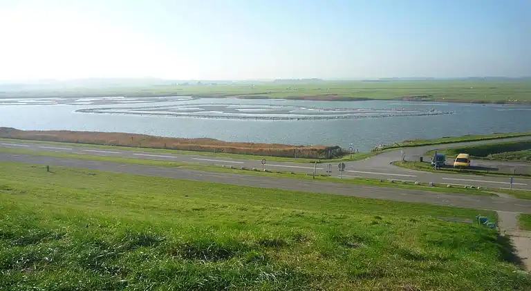 Holiday home in Sint Maartensvlotbrug