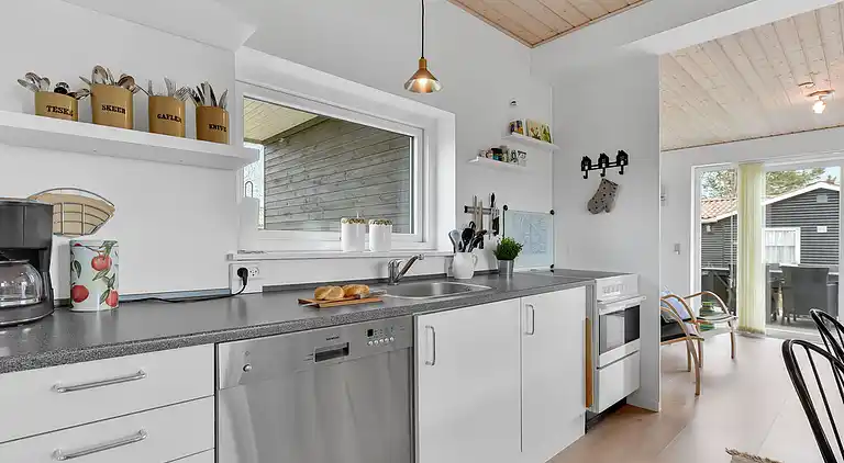 Schönes neues Ferienhaus mit aussen whirlpool