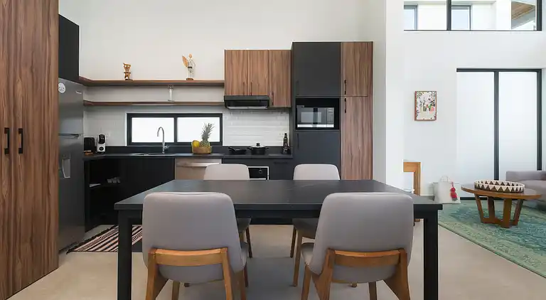 Casa Bo Jungle - Steps to Tamarindo Beach - Surf & Pool