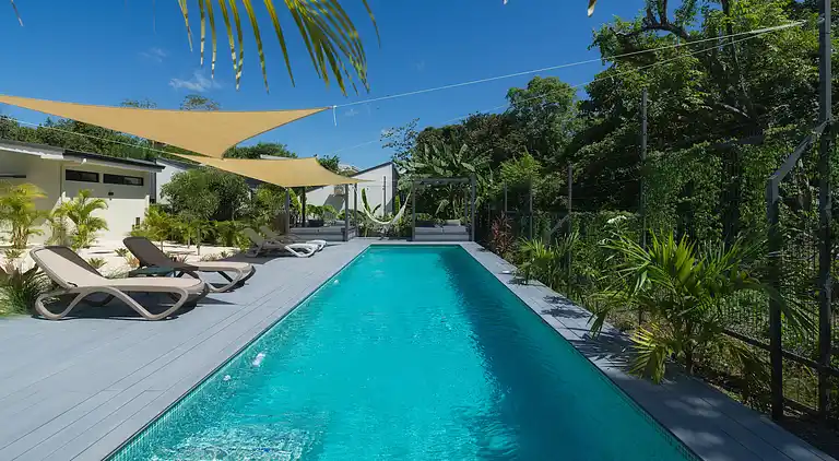 Casa Bo Jungle - Steps to Tamarindo Beach - Surf & Pool