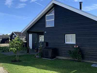 Tværstranden 21, Hasmark